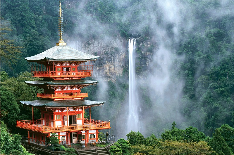 那智の瀧（和歌山・那智勝浦町）